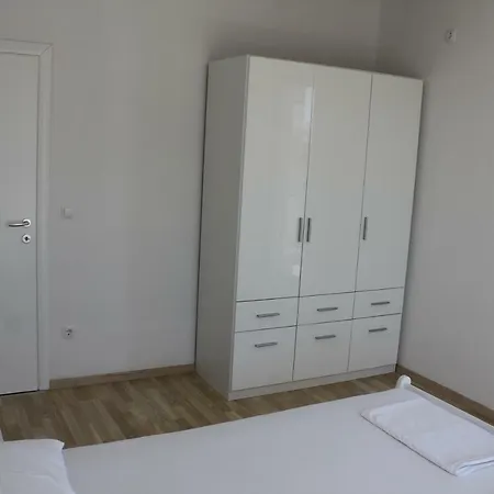 Mina Appartement Okrug Gornji